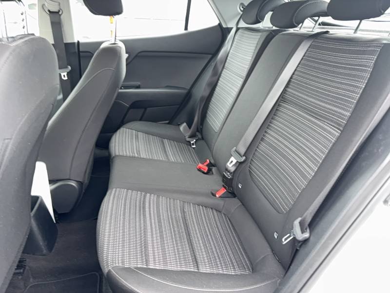 Kia Stonic - Photo 31
