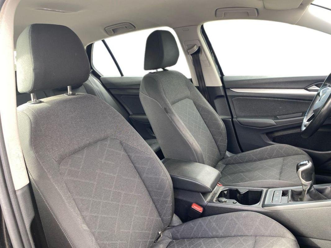 Volkswagen Golf - Photo 13