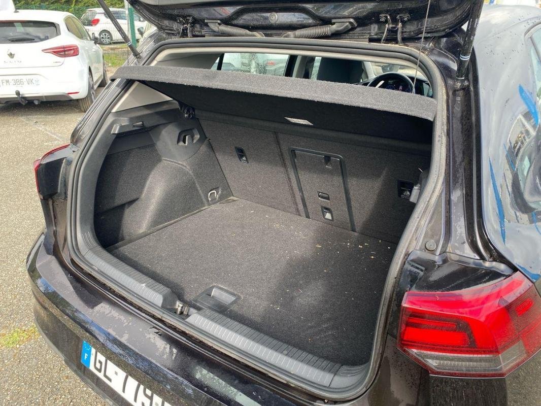 Volkswagen Golf - Photo 32