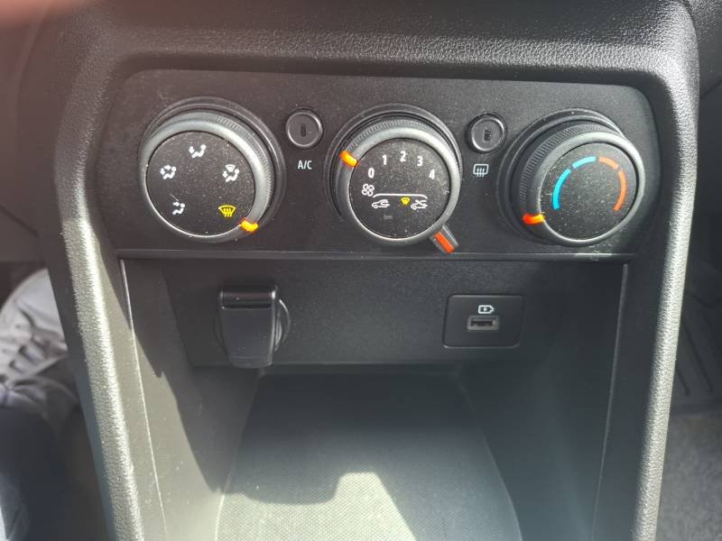 Dacia Sandero - Photo 24