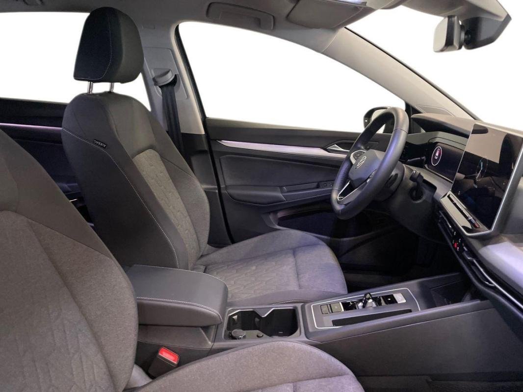 Volkswagen Golf - Photo 13
