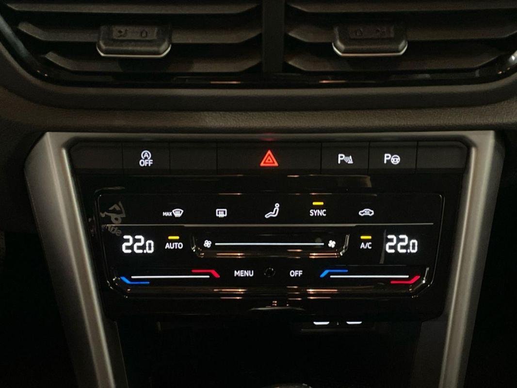 Volkswagen T-Roc - Photo 19