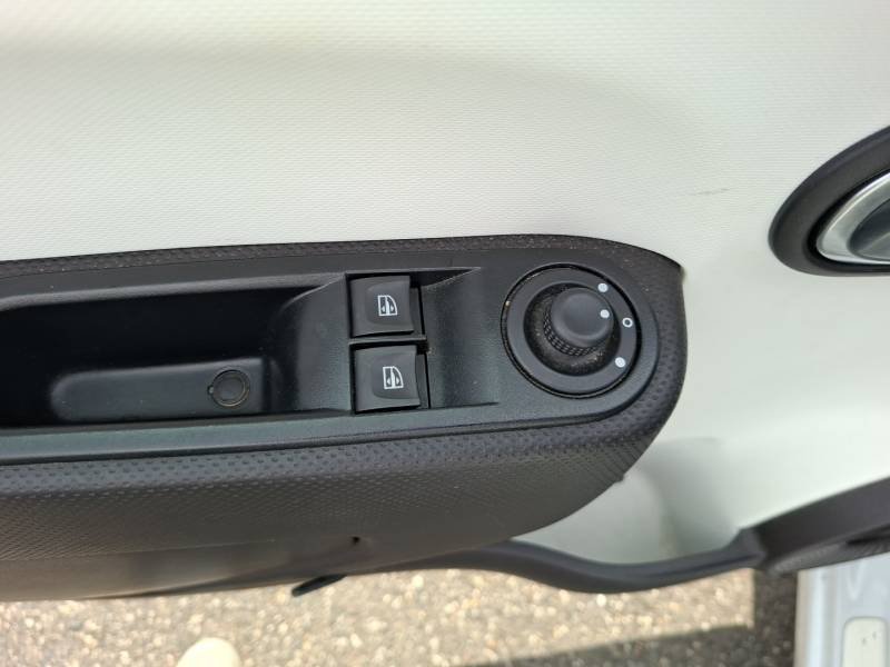 Renault Twingo - Photo 19