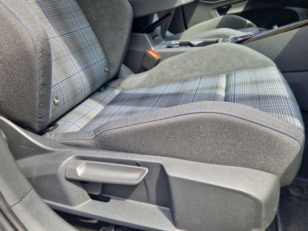 Volkswagen Golf - Photo 14