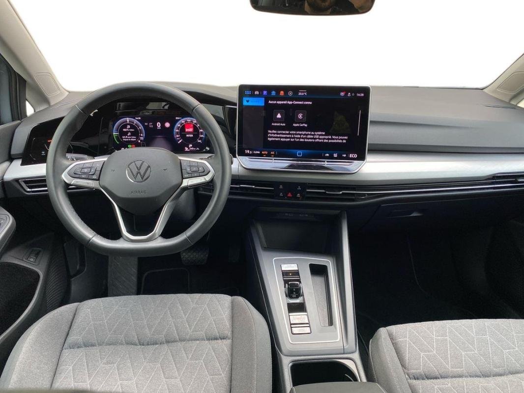 Volkswagen Golf - Photo 8