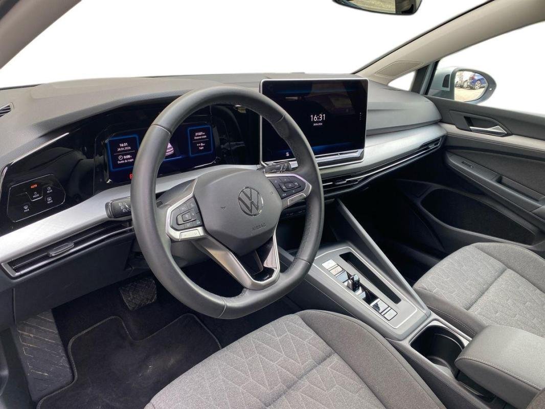 Volkswagen Golf - Photo 9