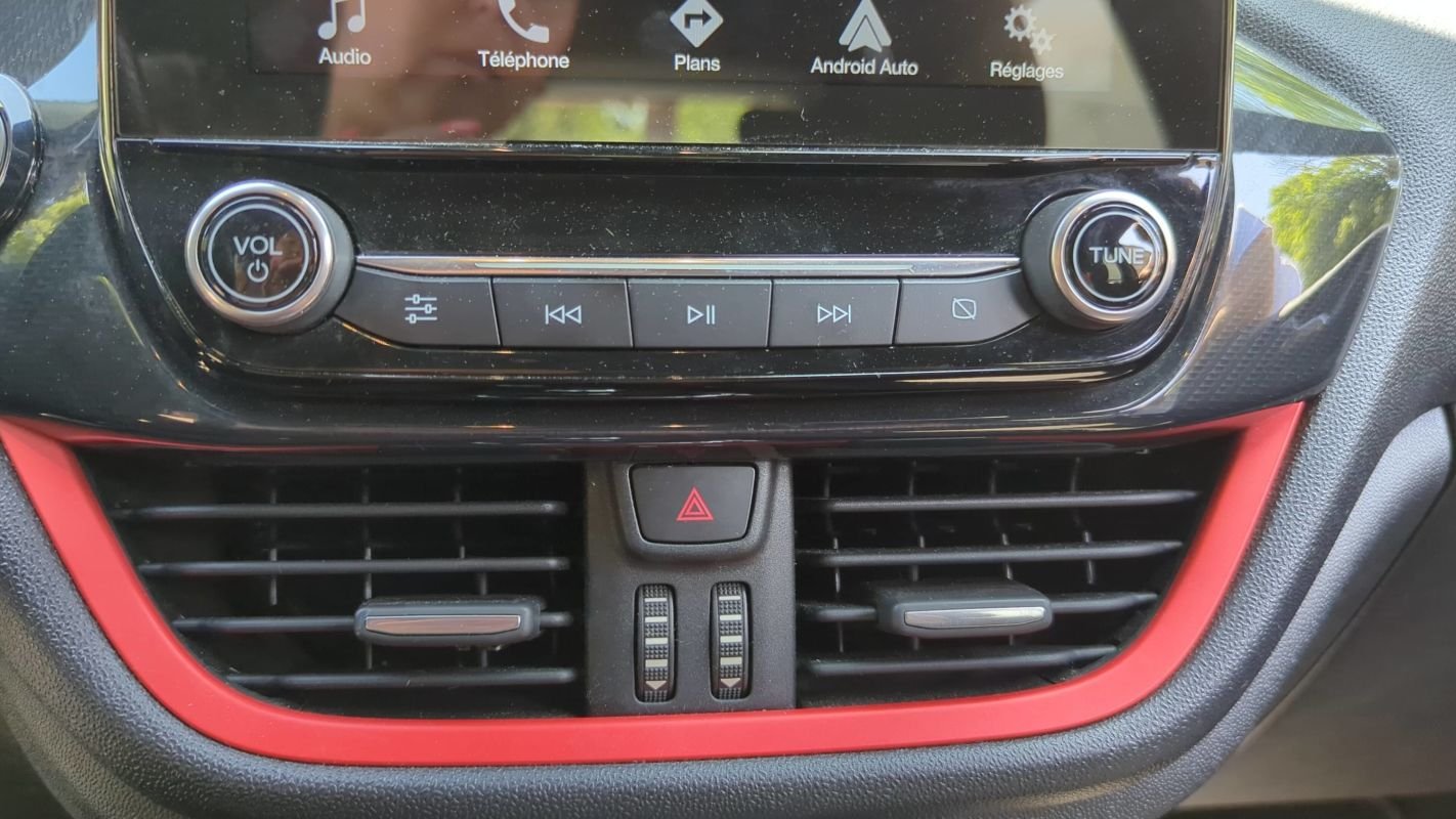 Ford Fiesta - Photo 28