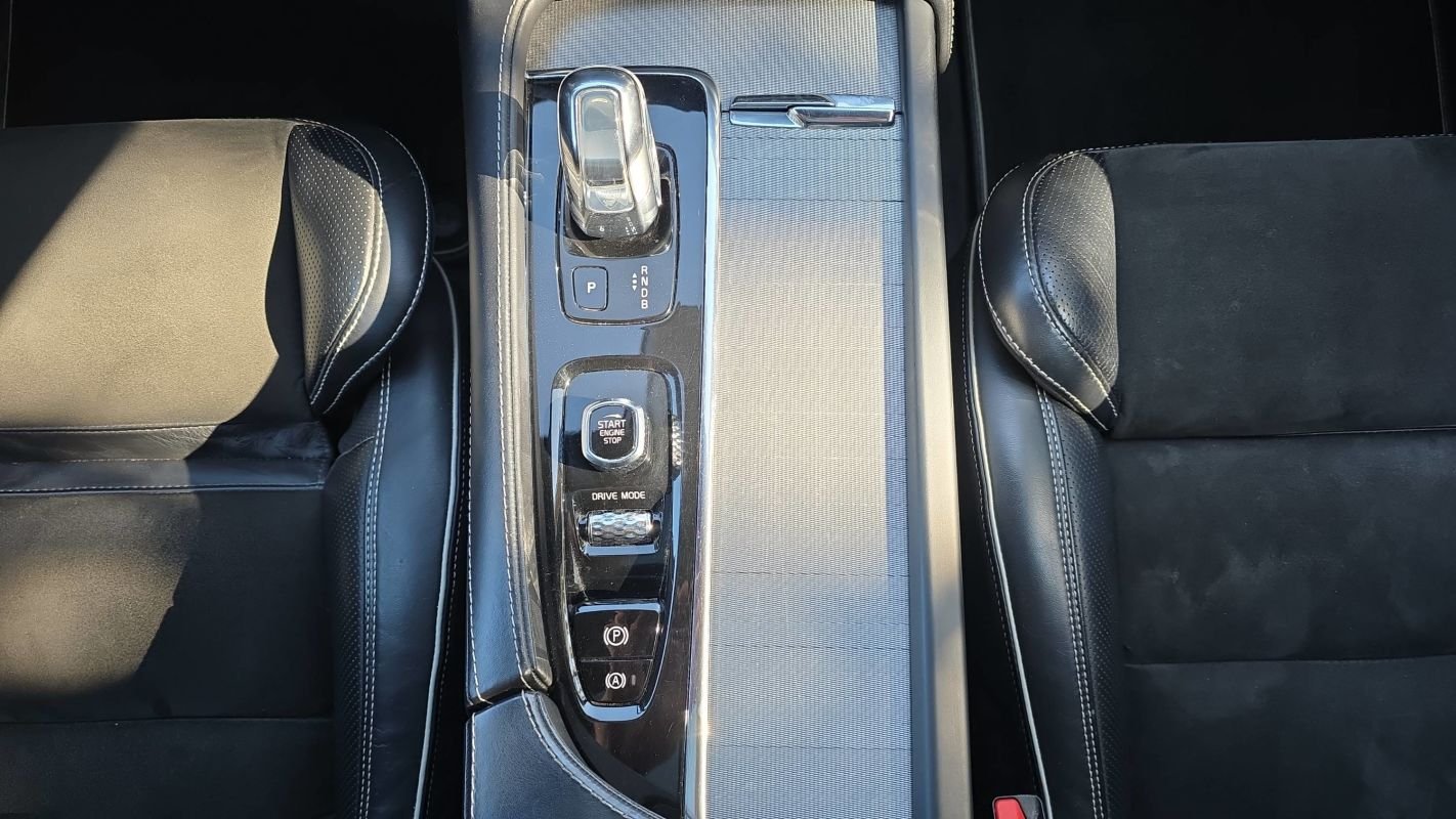Volvo XC90 - Photo 13