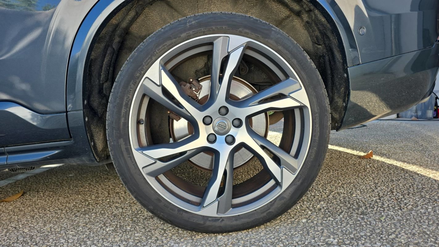 Volvo XC90 - Photo 19