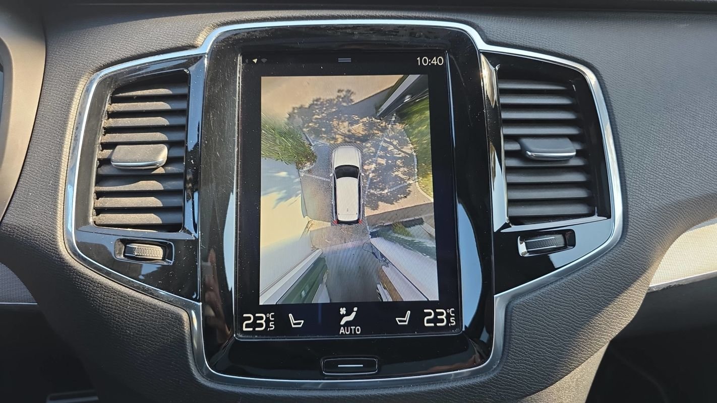 Volvo XC90 - Photo 24