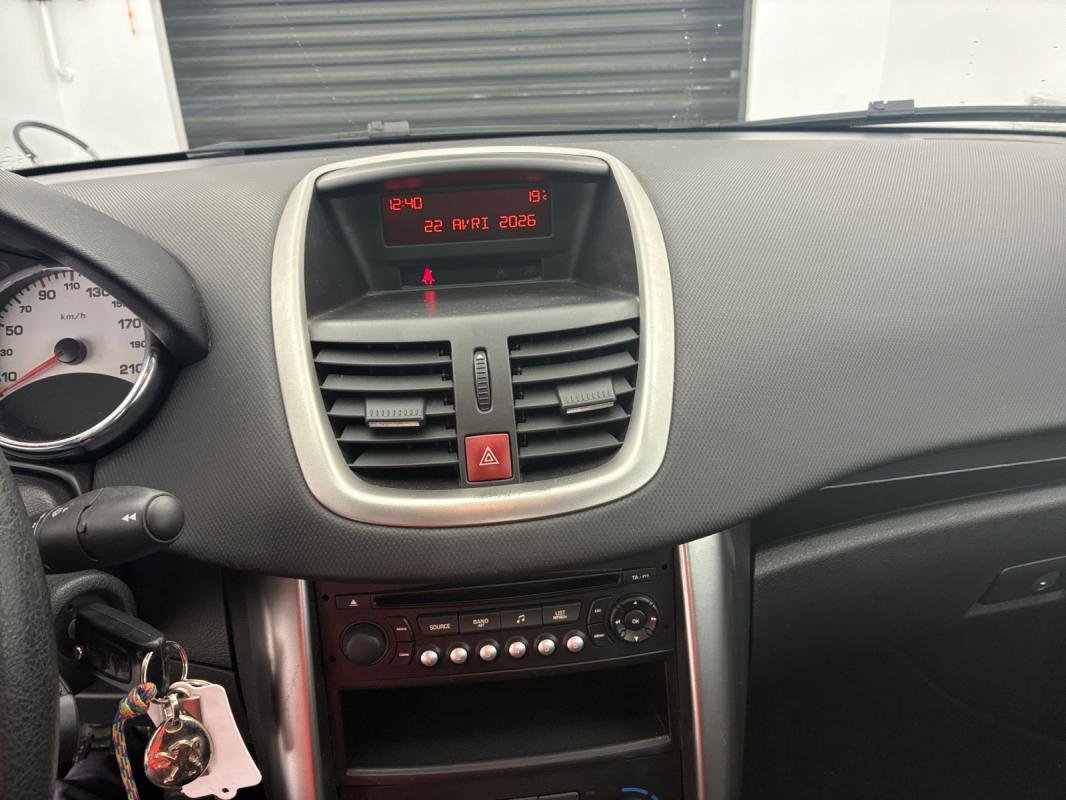 Peugeot 207 CC - Photo 13