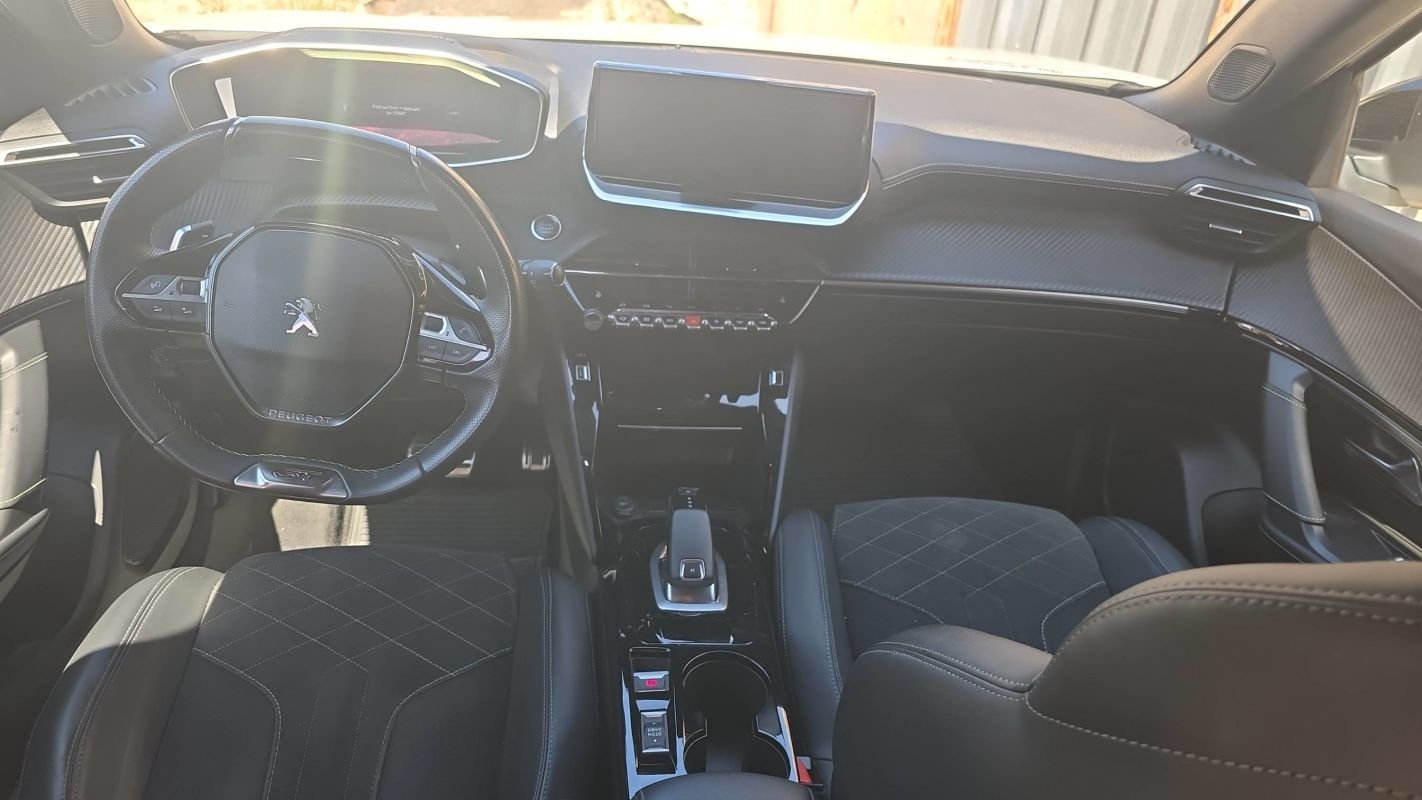 Peugeot 2008 - Photo 11
