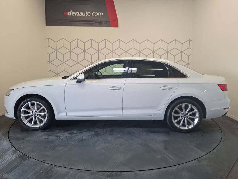 Audi A4 - Photo 2