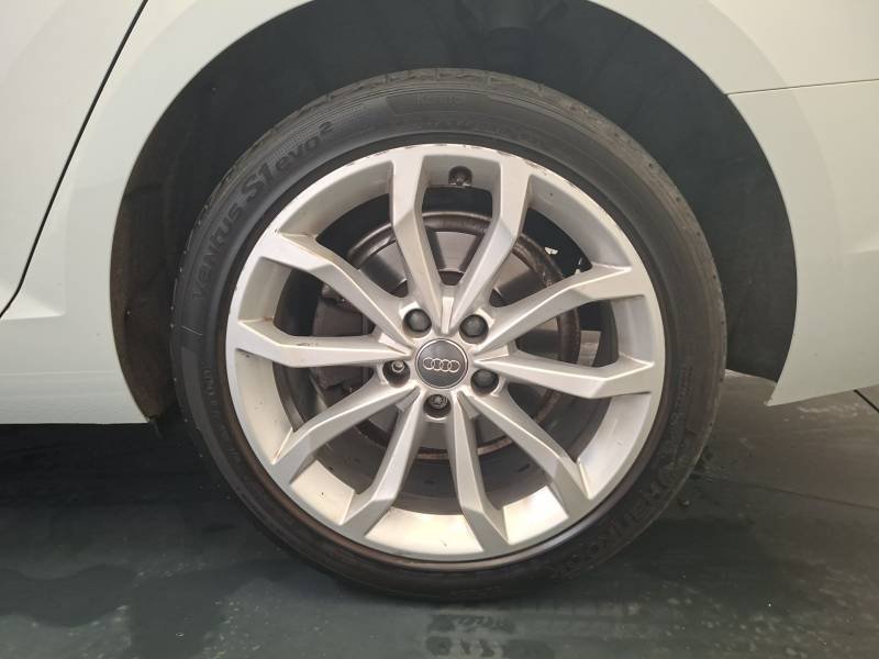 Audi A4 - Photo 10