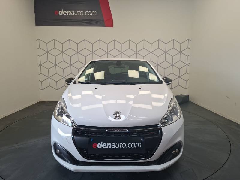 Peugeot 208 - Photo 8