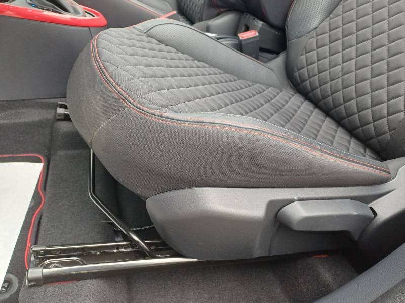 Toyota aygo x - Photo 17