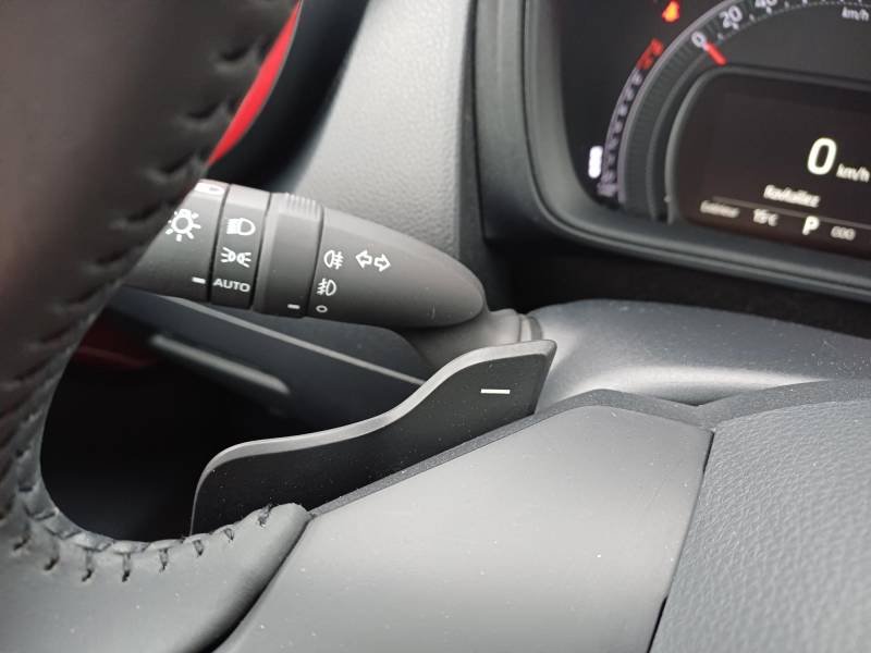 Toyota aygo x - Photo 24