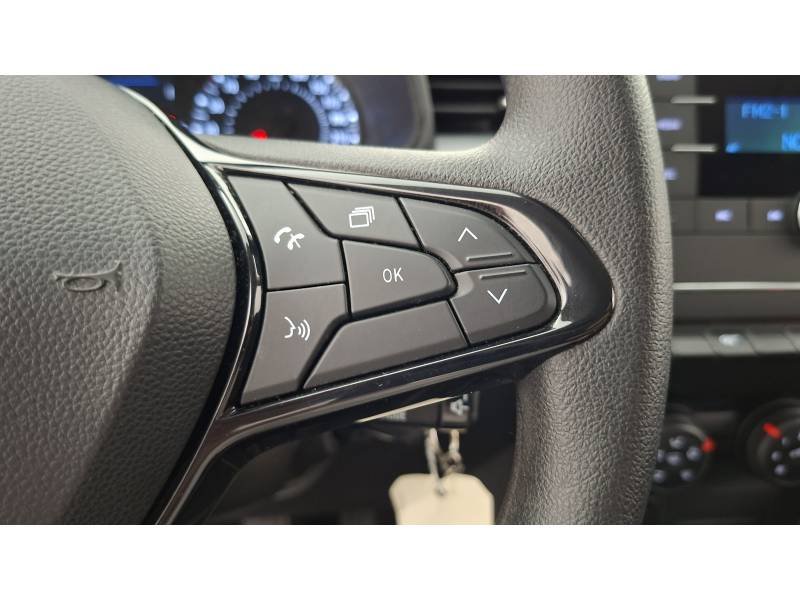 Renault Clio - Photo 24