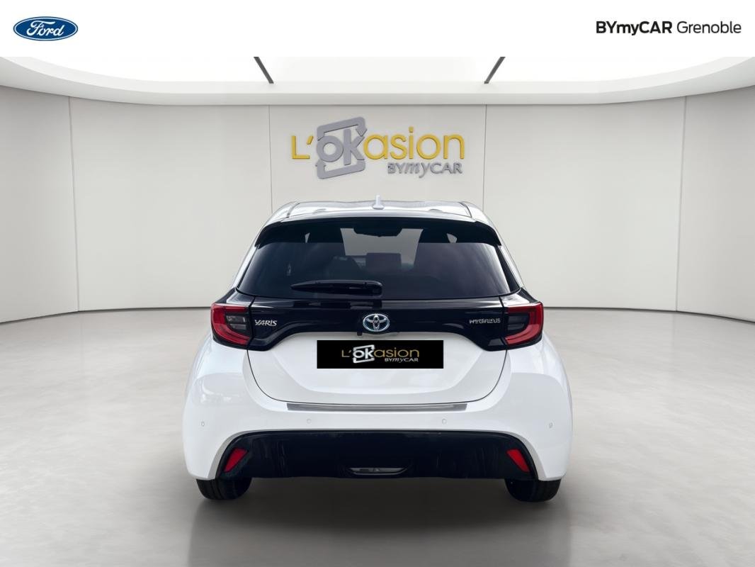 Toyota Yaris - Photo 4