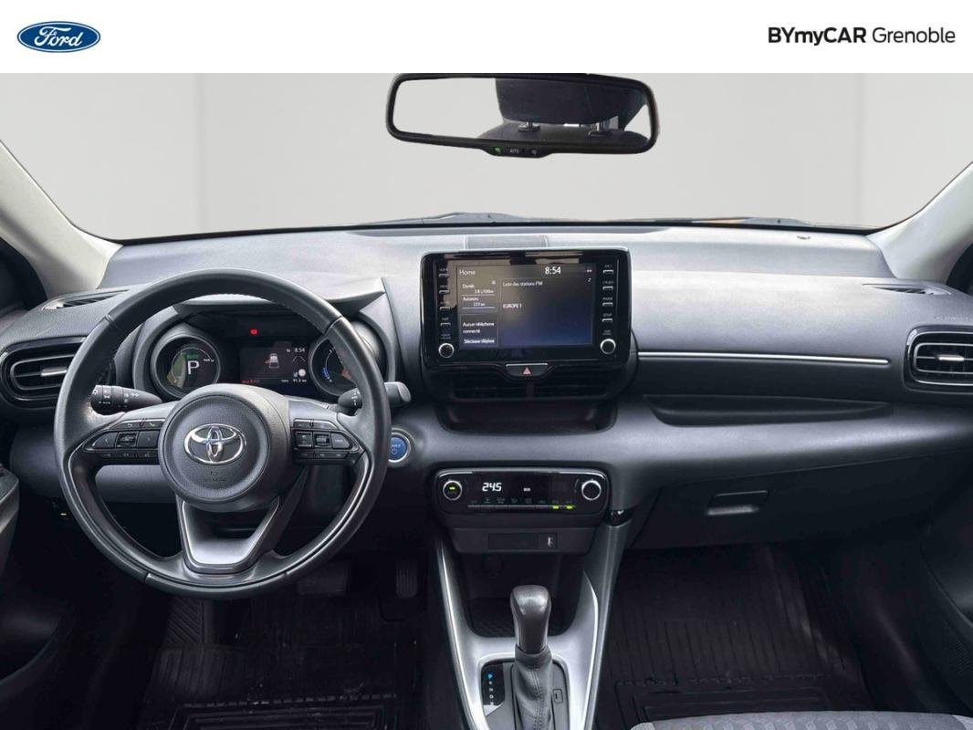 Toyota Yaris - Photo 9