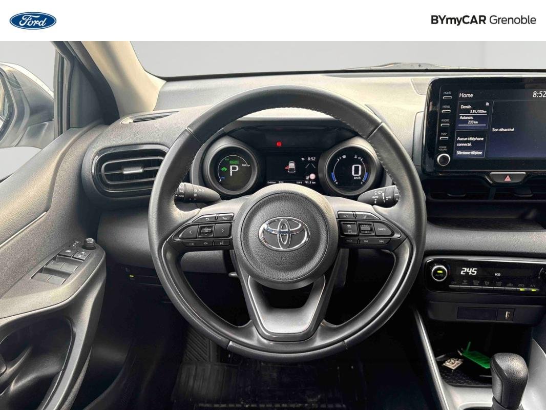 Toyota Yaris - Photo 10