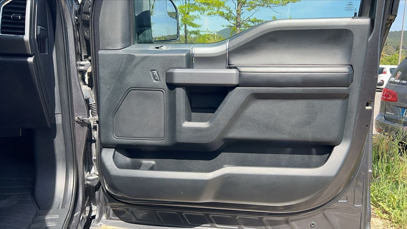 Ford F 150 - Photo 22