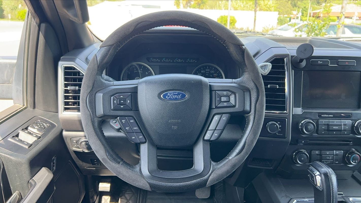 Ford F 150 - Photo 24