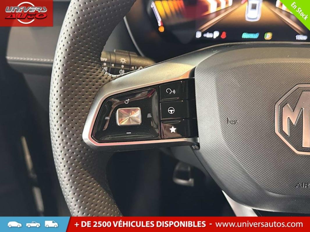 MG ZS - Photo 12