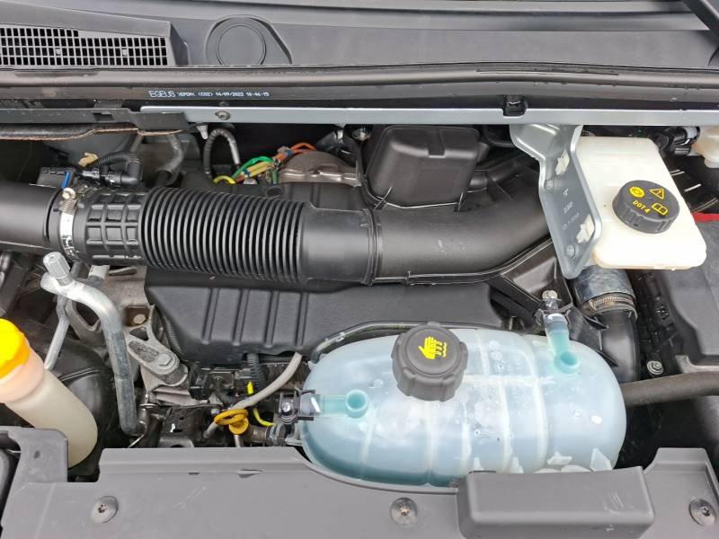 Nissan Primastar - Photo 17