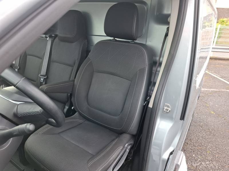 Nissan Primastar - Photo 27