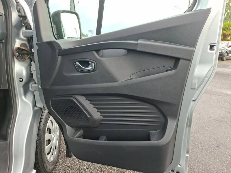 Nissan Primastar - Photo 32