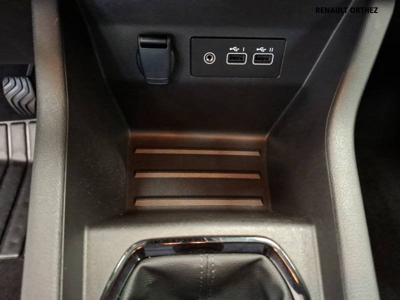 Renault Clio - Photo 22