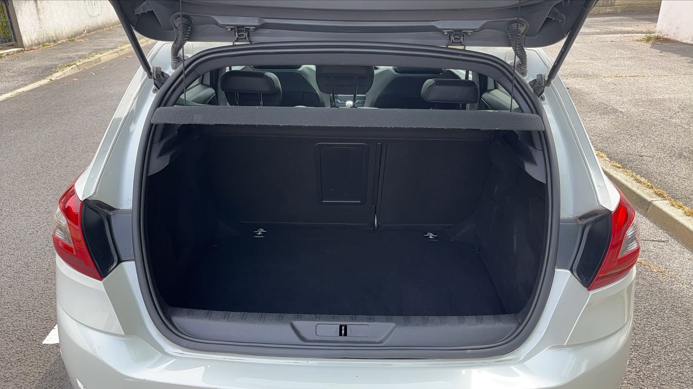 Peugeot 308 - Photo 14