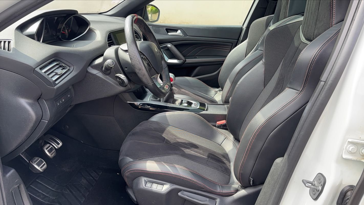 Peugeot 308 - Photo 25