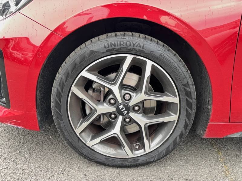Kia Pro_cee'd - Photo 9
