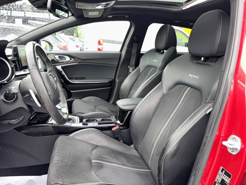 Kia Pro_cee'd - Photo 10
