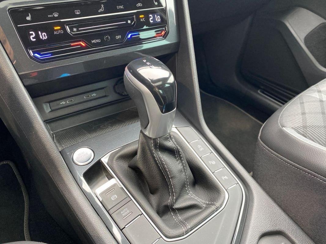 Volkswagen Tiguan - Photo 11