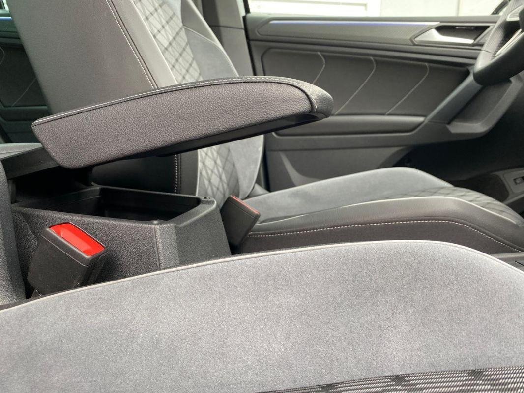 Volkswagen Tiguan - Photo 12