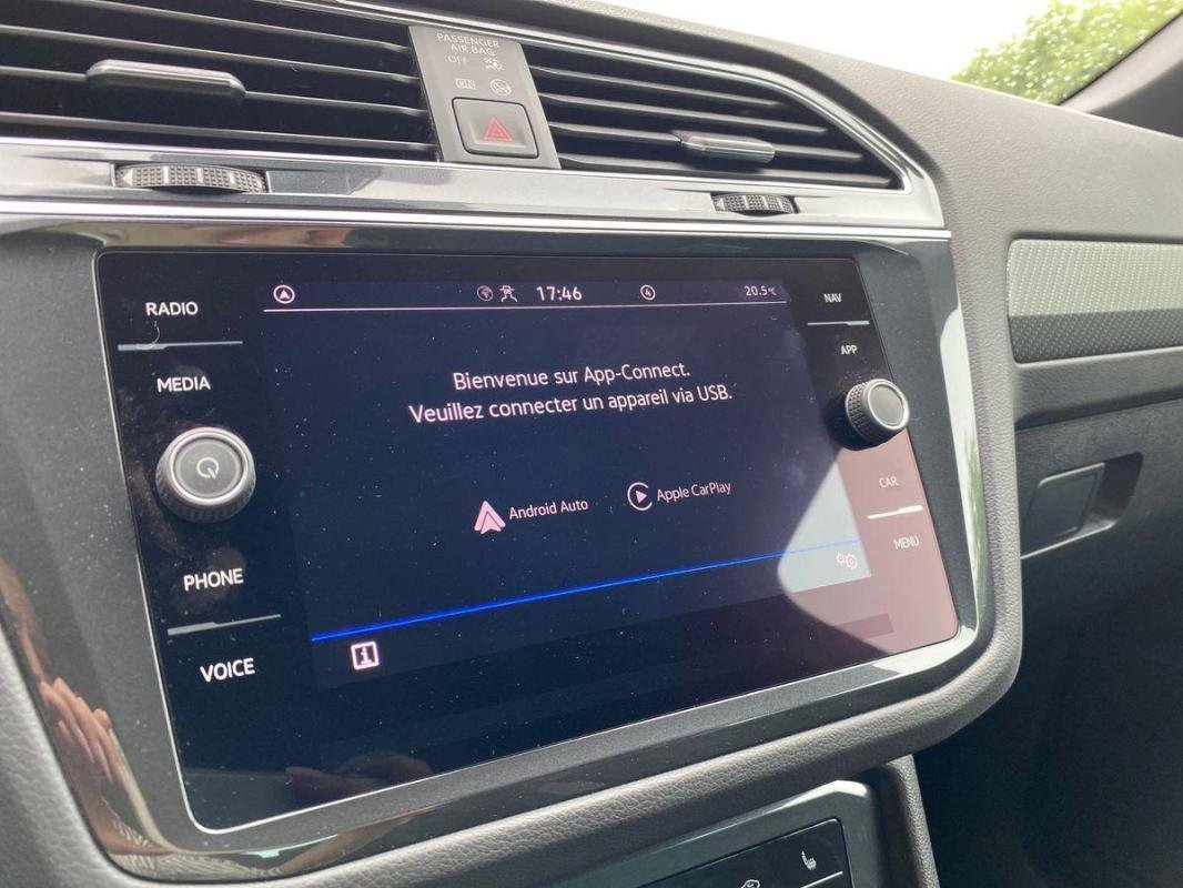 Volkswagen Tiguan - Photo 17