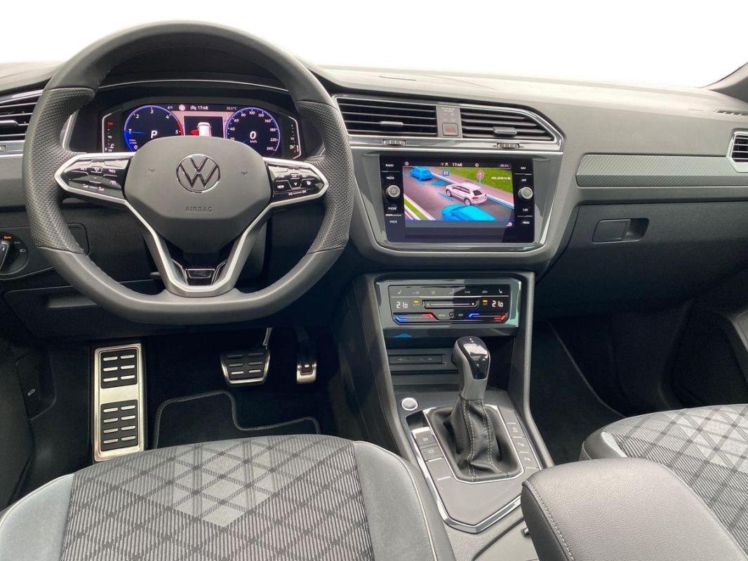Volkswagen Tiguan - Photo 8