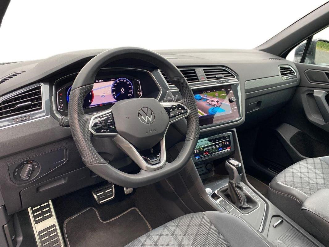 Volkswagen Tiguan - Photo 9
