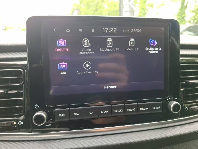 Kia Rio - Photo 31