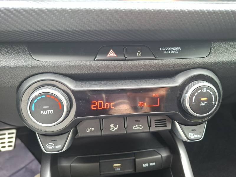 Kia Rio - Photo 33
