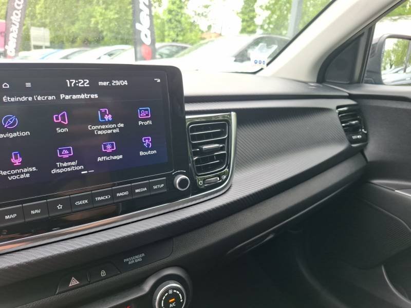 Kia Rio - Photo 36