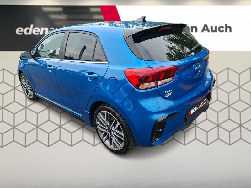 Kia Rio - Photo 4