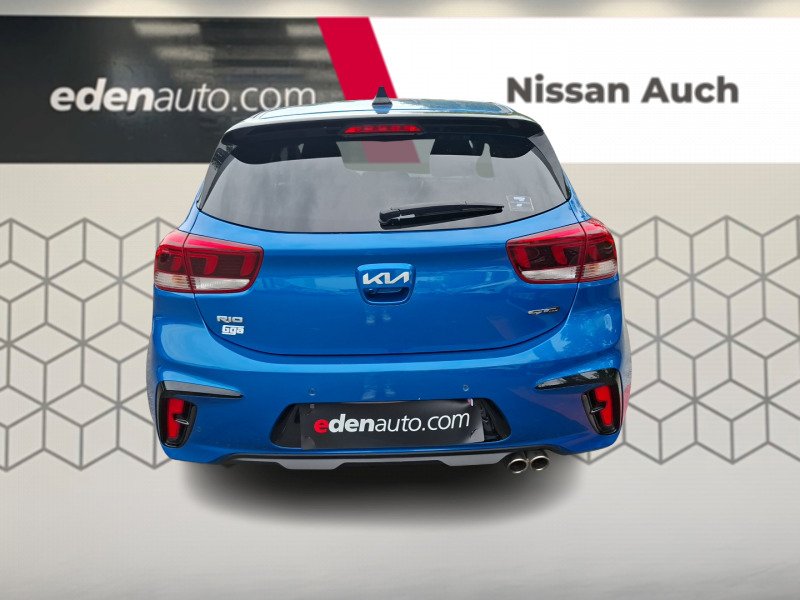 Kia Rio - Photo 8