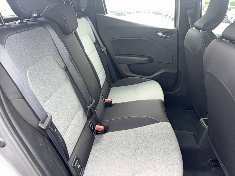 Renault Clio - Photo 15