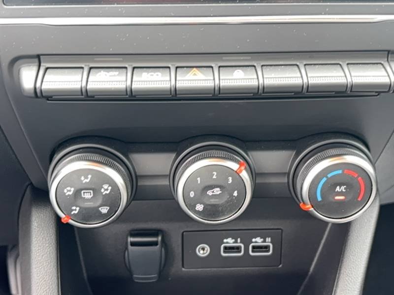 Renault Clio - Photo 28