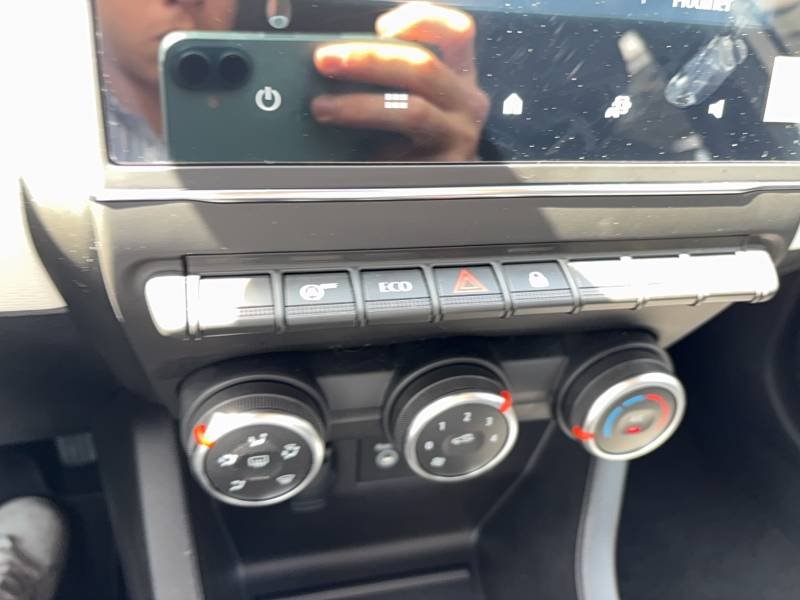 Renault Clio - Photo 28