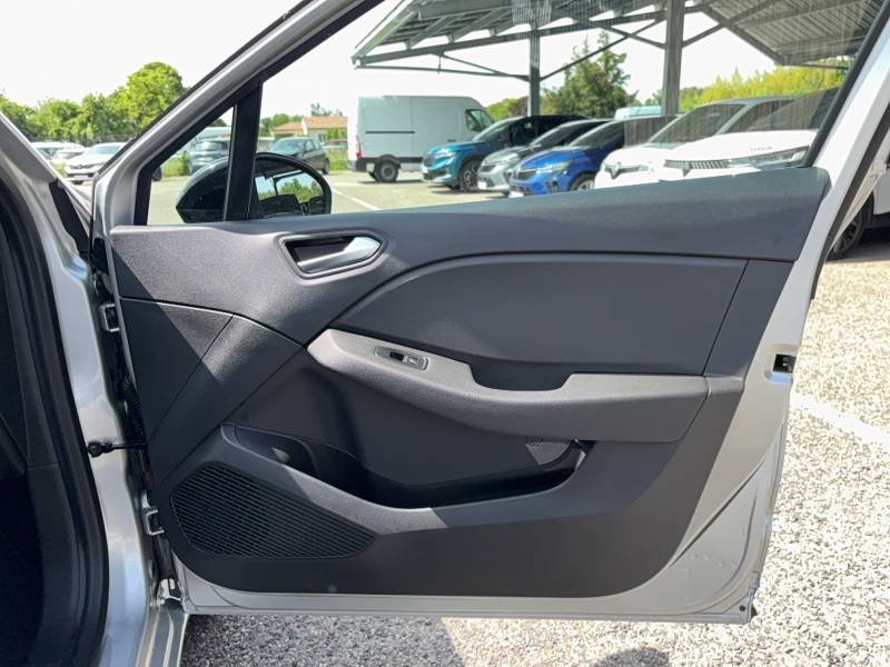 Renault Clio - Photo 34